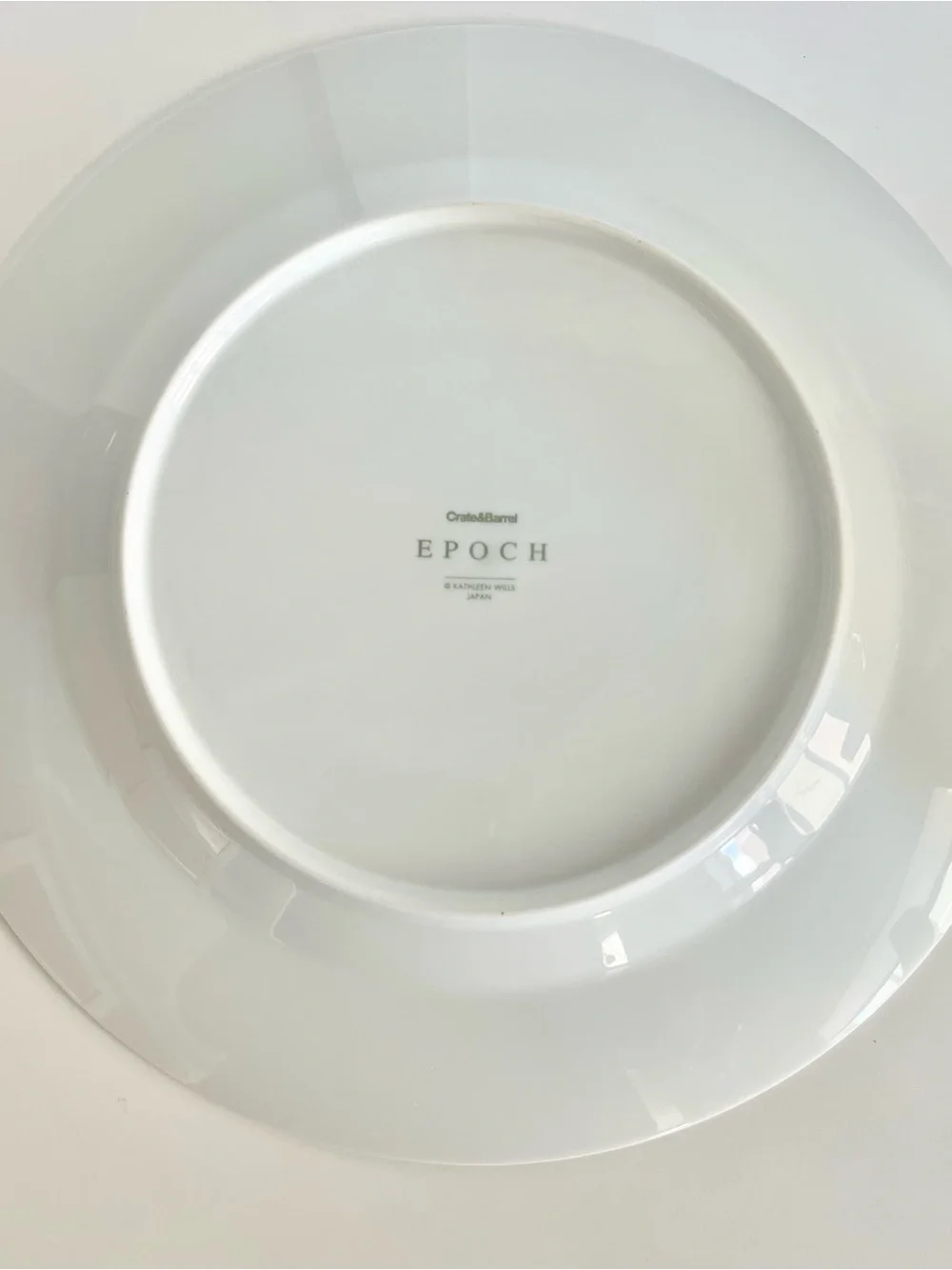 Crate & Barrel EPOCH 12” Dinner Chop Plate Charger Kathleen Wills Japan White